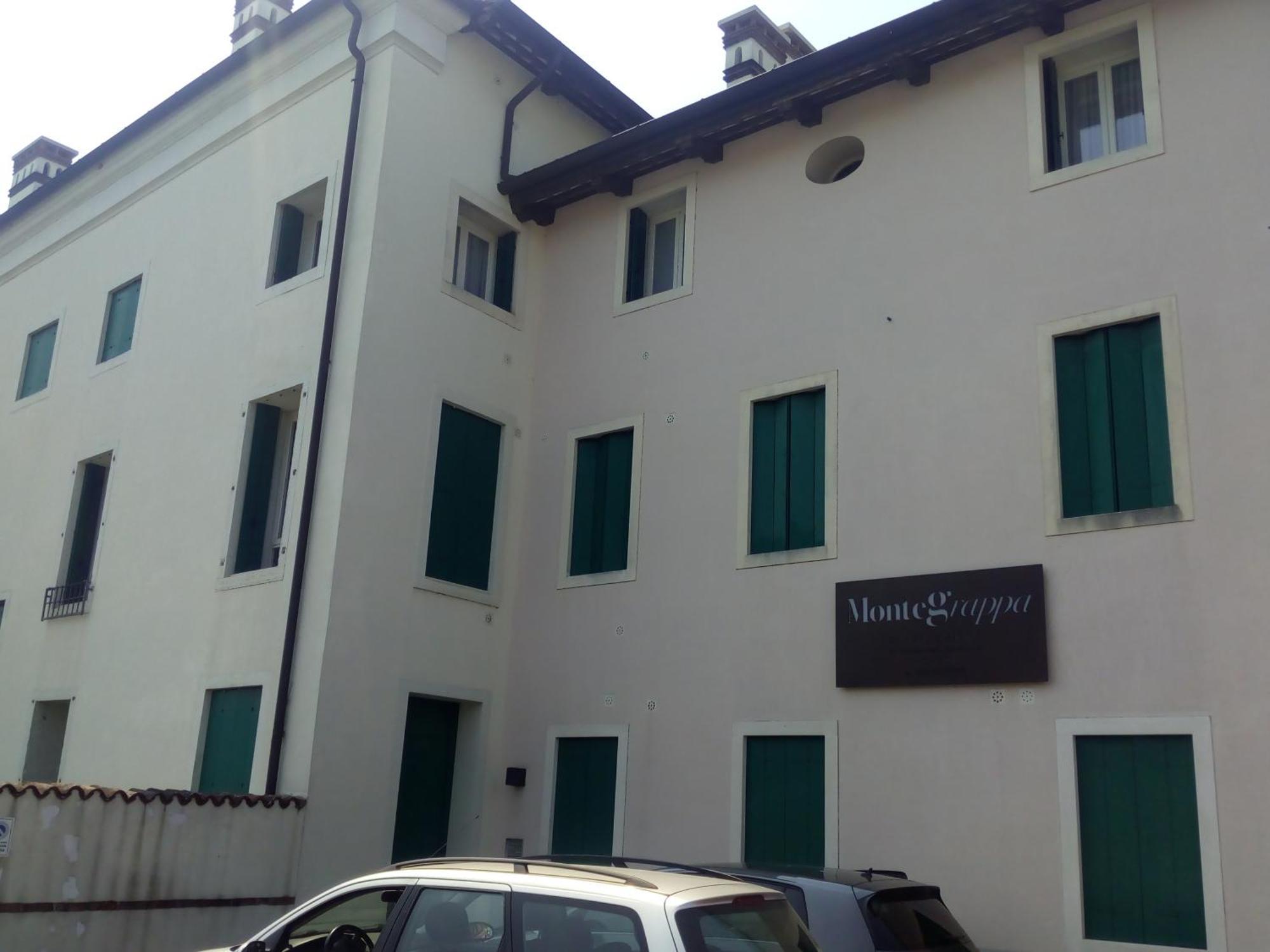 Residence Montegrappa Sandrigo Luaran gambar